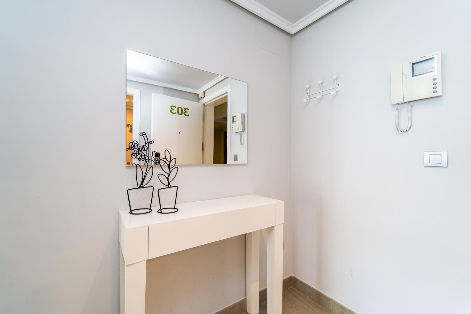 Vistamar Luxury Apartments By Dlv Ла-Віла-Джойоза Екстер'єр фото