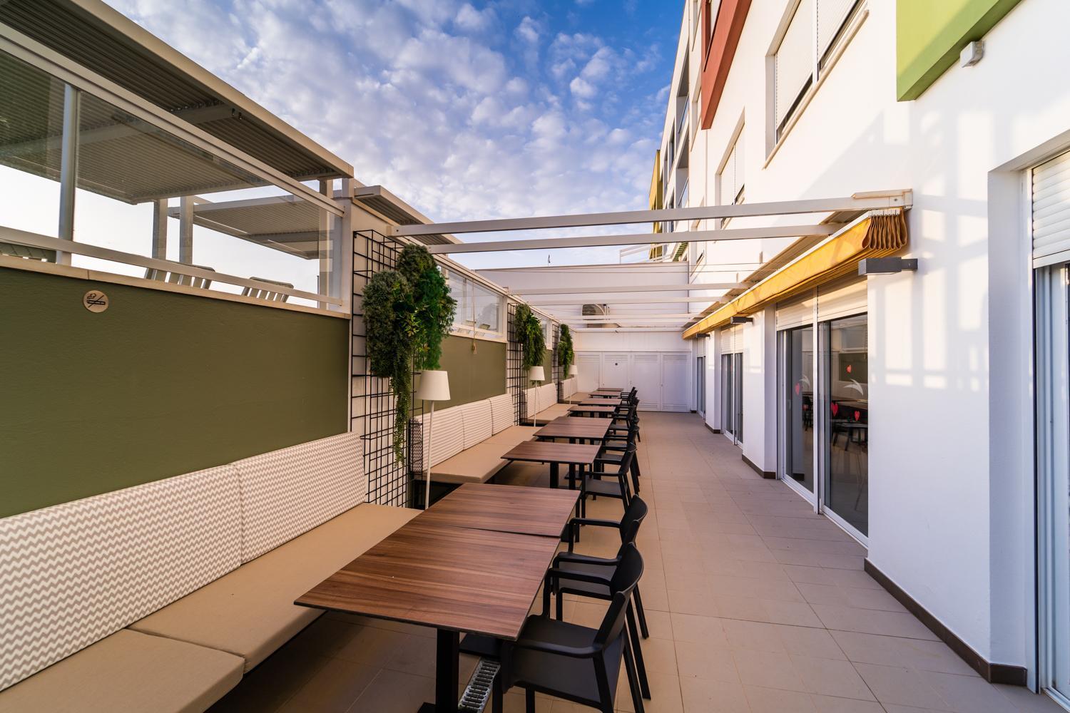 Vistamar Luxury Apartments By Dlv Ла-Віла-Джойоза Екстер'єр фото
