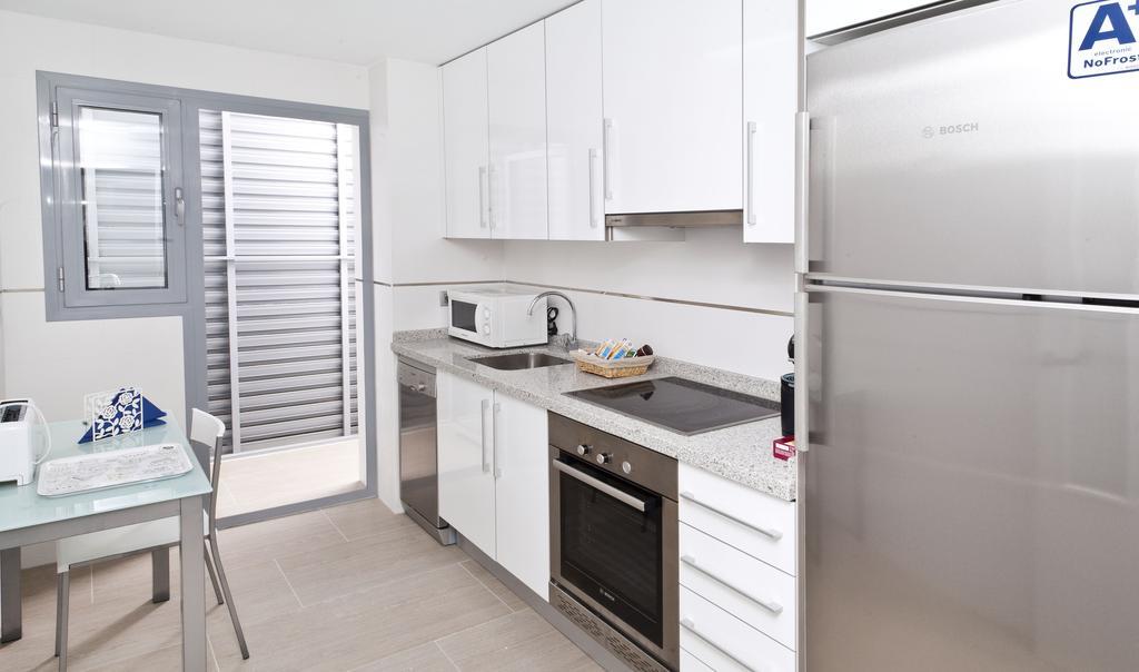 Vistamar Luxury Apartments By Dlv Ла-Віла-Джойоза Номер фото